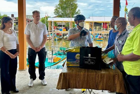 Duta Besar Sweden ke Malaysia kagum keprihatinan Pemangku Raja Perlis terhadap masyarakat memerlukan